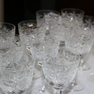 Juegos de copas talladas de cristal transparente